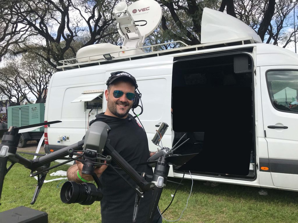 Balear Films - Inicio - Drone en Directo movil satelital directos canva 1 scaled